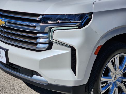 Used 2023 Chevrolet Tahoe High Country w/ Max Trailering Package image 9