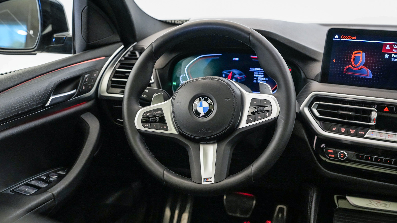 Used 2022 BMW X4 xDrive30i w/ M Sport Package 2 AWD/4WD image 16