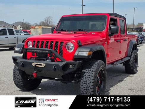 Used 2020 Jeep Gladiator Sport w/ Quick Order Package 24S AWD/4WD image 3