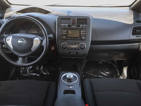Used 2013 Nissan Leaf S FWD image 13