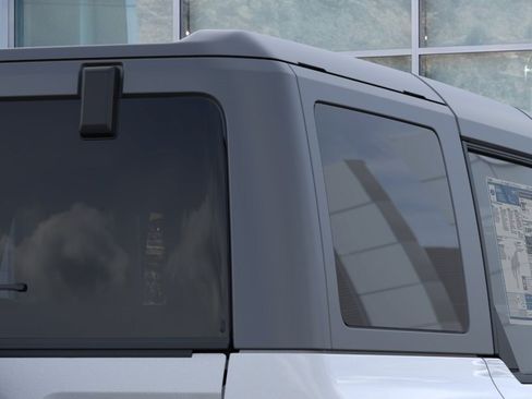 New 2025 Ford Bronco 4-Door AWD/4WD image 26