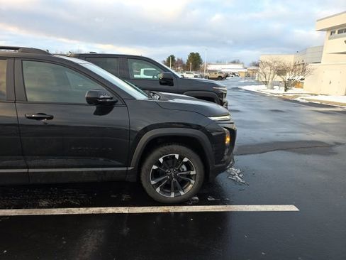 Used 2025 Chevrolet Equinox RS w/ Safety and Technology Package image 14