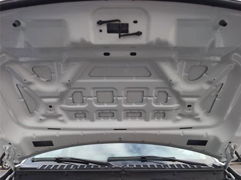 Used 2024 Ford Expedition Max XLT image 14