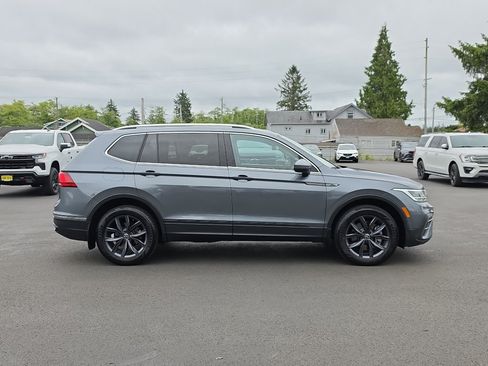 Used 2023 Volkswagen Tiguan SE AWD/4WD image 7