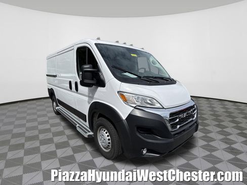 Used 2025 RAM ProMaster 2500 w/ U-Haul Equipment Group FWD image 1