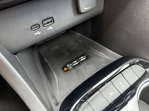 New 2026 Buick Encore GX Sport Touring w/ Advanced Technology Package image 32