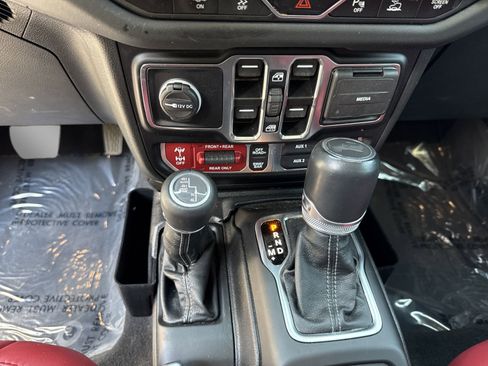 Used 2024 Jeep Wrangler Unlimited Rubicon 392 AWD/4WD image 13