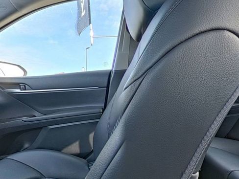 Used 2024 Toyota Camry SE image 26