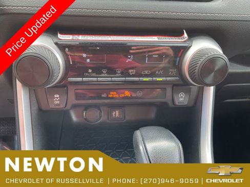 Used 2025 Toyota RAV4 LE FWD image 18