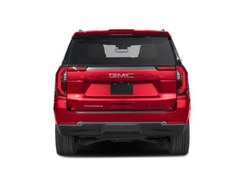 Used 2025 GMC Yukon Denali w/ Advanced Technology Package image 8