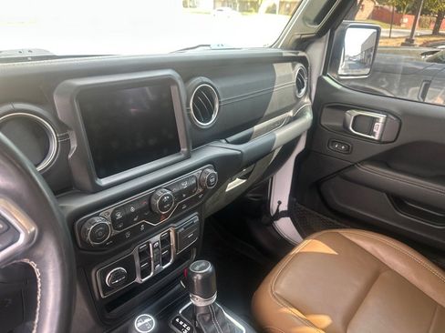 Used 2023 Jeep Wrangler Sahara w/ Cold Weather Group image 20