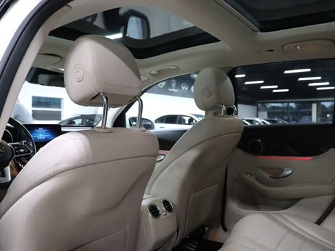 Used 2022 Mercedes-Benz GLC 300 image 16