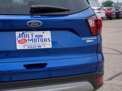 Used 2019 Ford Escape Titanium AWD/4WD image 12