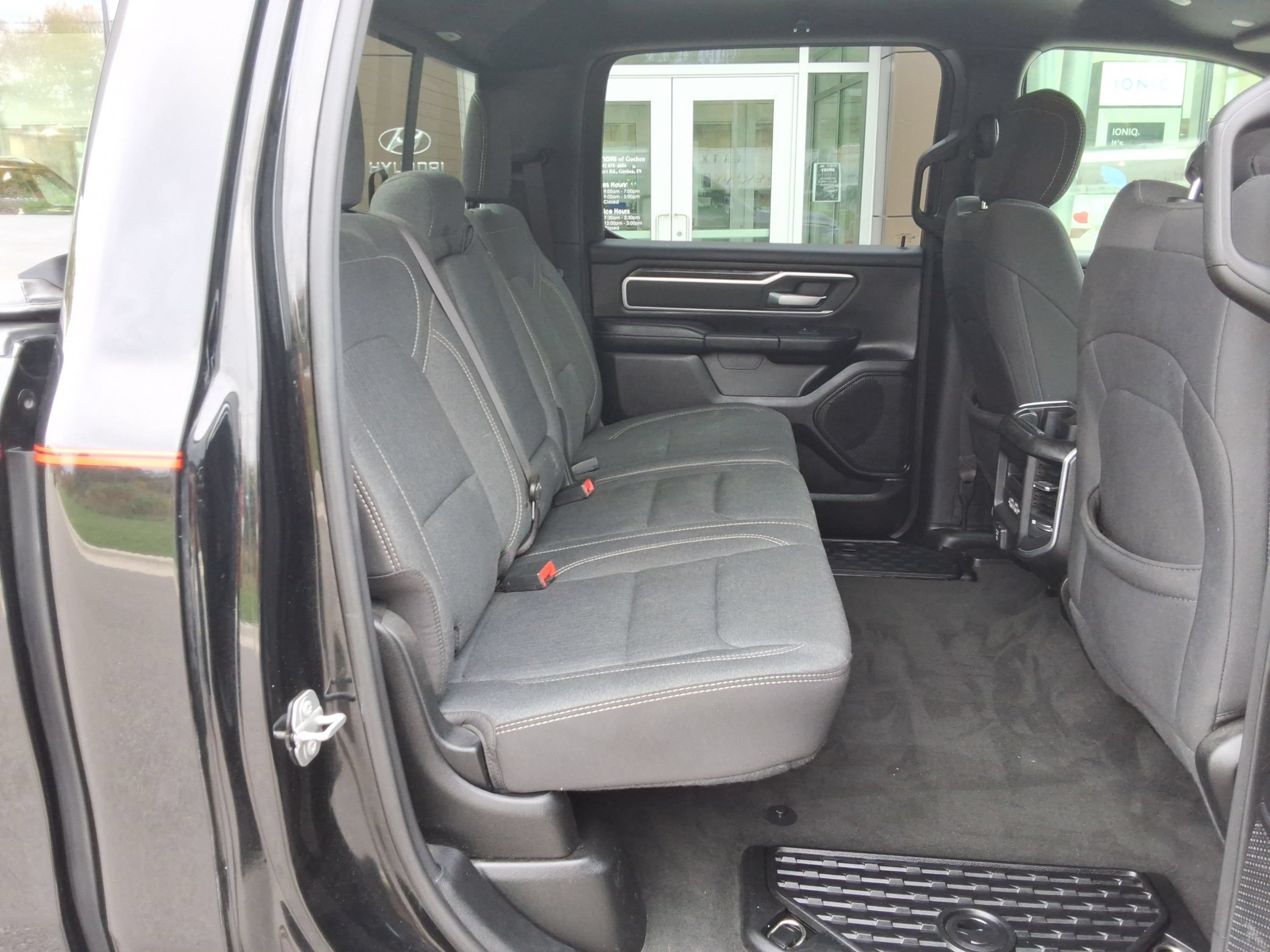 Used 2020 RAM 1500 Big Horn AWD/4WD image 23