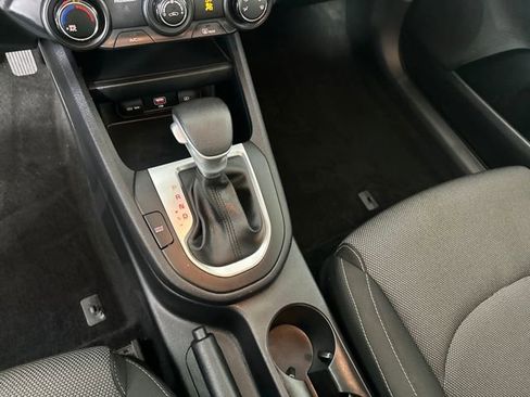 Used 2024 Kia Forte LXS w/ LXS Technology Package image 20