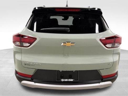 Used 2025 Chevrolet TrailBlazer LT FWD image 4