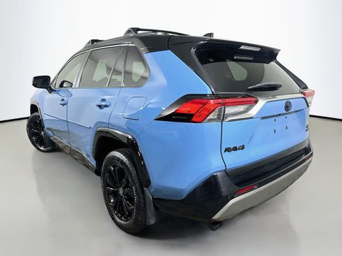 Used 2022 Toyota RAV4 XSE AWD/4WD image 5