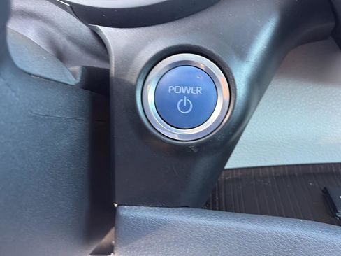 Used 2023 Toyota Sienna XLE image 10