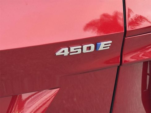 Certified 2024 Cadillac Lyriq Luxury image 27