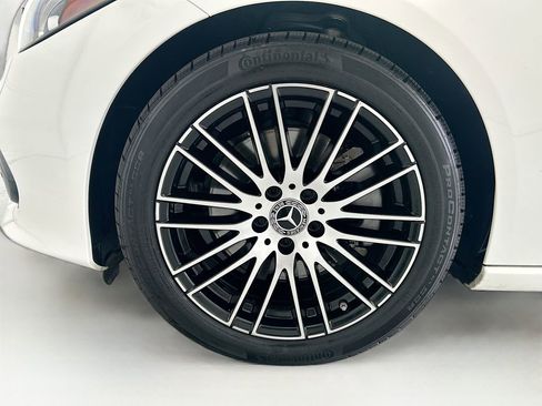 Used 2023 Mercedes-Benz C 300 Sedan image 28