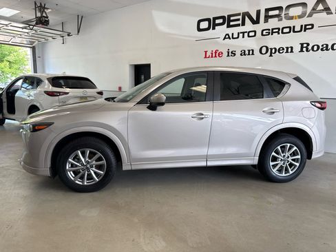 Certified 2024 MAZDA CX-5 AWD 2.5 S w/ Select Package image 3
