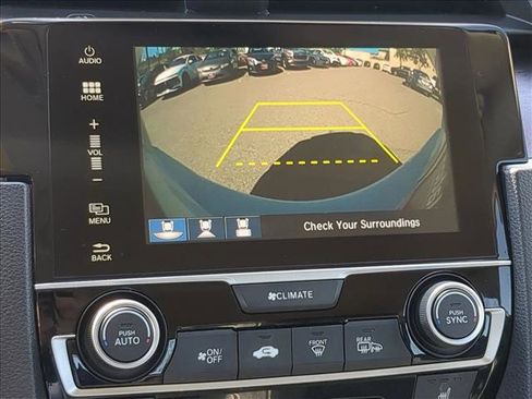 Used 2018 Honda Civic Touring image 14