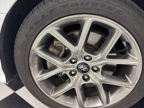 Used 2019 Hyundai Sonata Limited image 9