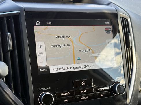 Certified 2024 Subaru Forester Limited image 23