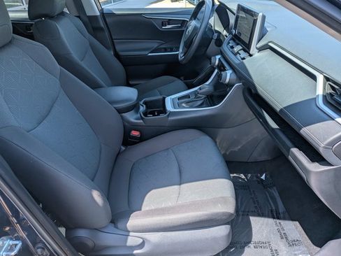 Used 2025 Toyota RAV4 XLE FWD image 26