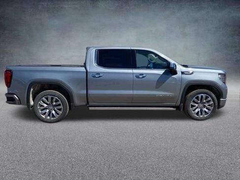 Used 2024 GMC Sierra 1500 Denali w/ Denali Reserve Package AWD/4WD image 5