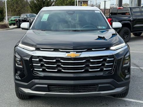 New 2026 Chevrolet Equinox LT w/ Convenience Package II AWD/4WD image 8