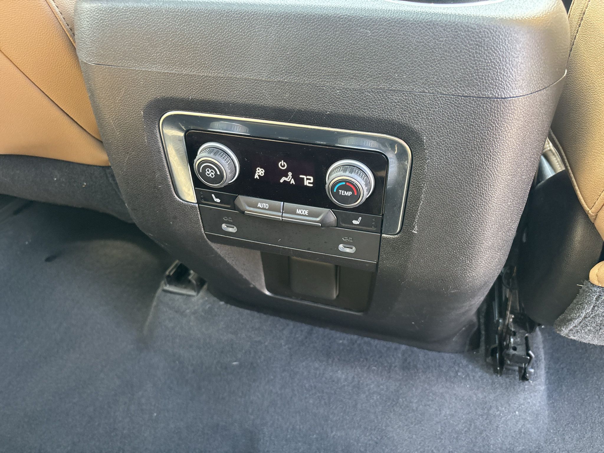 Used 2021 Chevrolet Tahoe Premier RWD image 29