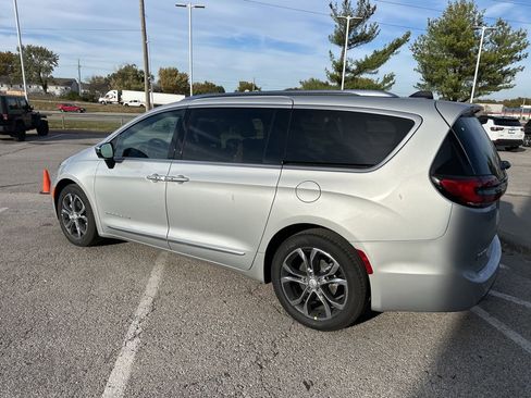 New 2026 Chrysler Pacifica Pinnacle w/ Trailer Tow Group image 22