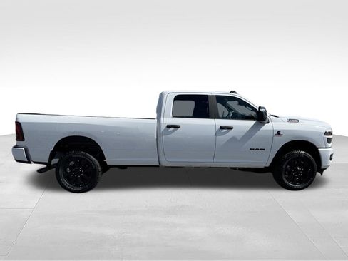 New 2026 RAM 2500 Big Horn AWD/4WD image 7