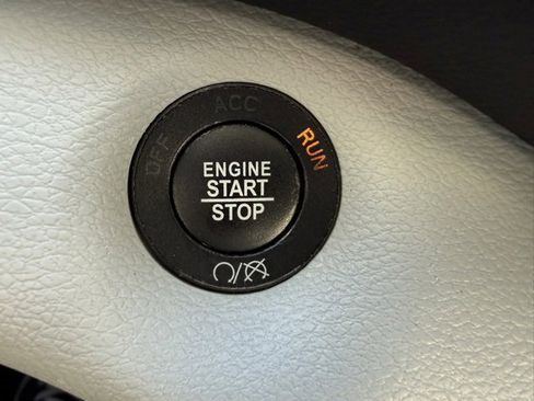 Certified 2020 Jeep Cherokee Limited image 26