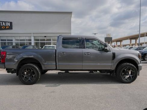 Used 2022 Ford F250 Lariat AWD/4WD image 4