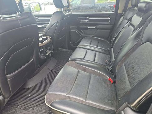 Used 2019 RAM 1500 Laramie AWD/4WD image 9