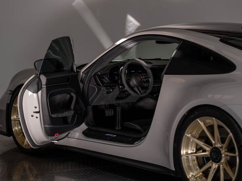 Used 2022 Porsche 911 GT3 image 57