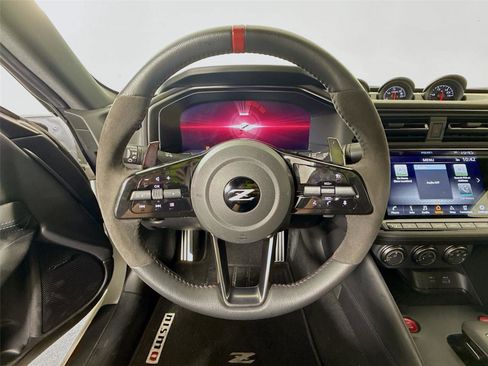 Used 2025 Nissan Z NISMO w/ Floor Mat Package RWD image 6