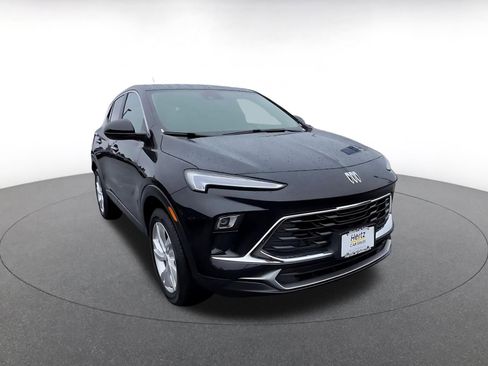 Used 2025 Buick Encore GX Preferred image 3