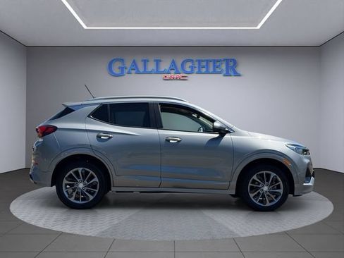 Used 2023 Buick Encore GX Select w/ Sport Touring Package AWD/4WD image 3