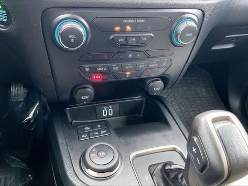 Used 2022 Ford Ranger Lariat w/ Equipment Group 501A High image 24