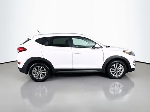 Used 2016 Hyundai Tucson SE w/ Option Group 12 AWD/4WD image 4