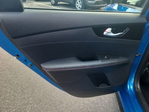 Used 2022 Kia Forte GT FWD image 11