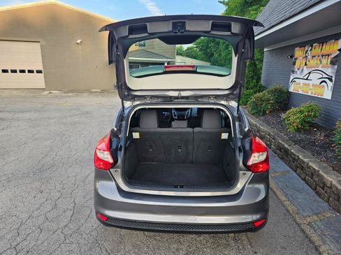 Used 2013 Ford Focus SE FWD image 13