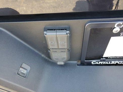 Used 2022 Chevrolet Silverado 1500 RST w/ Convenience Package II image 7