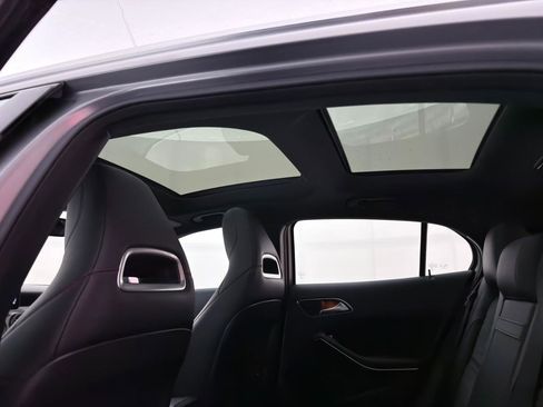 Used 2017 Mercedes-Benz GLA 45 AMG 4MATIC image 25