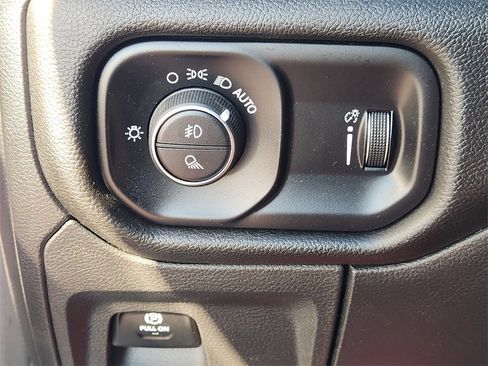 Used 2023 RAM 1500 Lone Star image 23