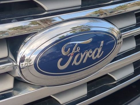 Used 2021 Ford Expedition Max Limited image 13