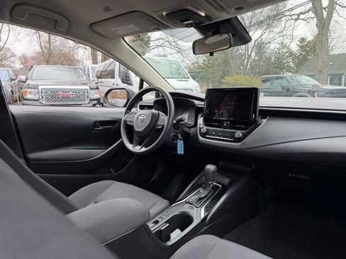 Used 2023 Toyota Corolla LE w/ Carpet Mat Package (TMS) image 15